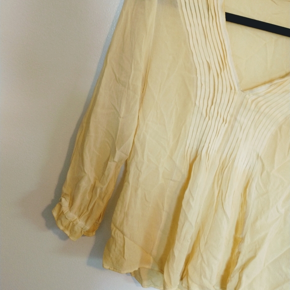 Yellow viscose top Nile size small - Picture 2 of 5